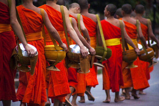 Luang Prabang monaci 2