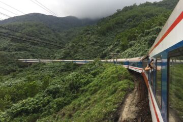 LAOS treno